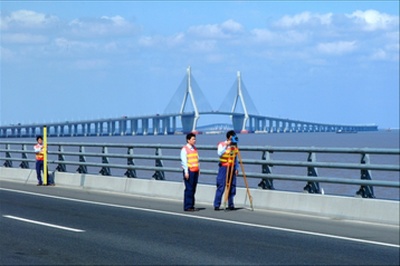 昌寧建筑資質代辦服務 公路工程等各類資質專業(yè)辦理，服務全面，定價合理